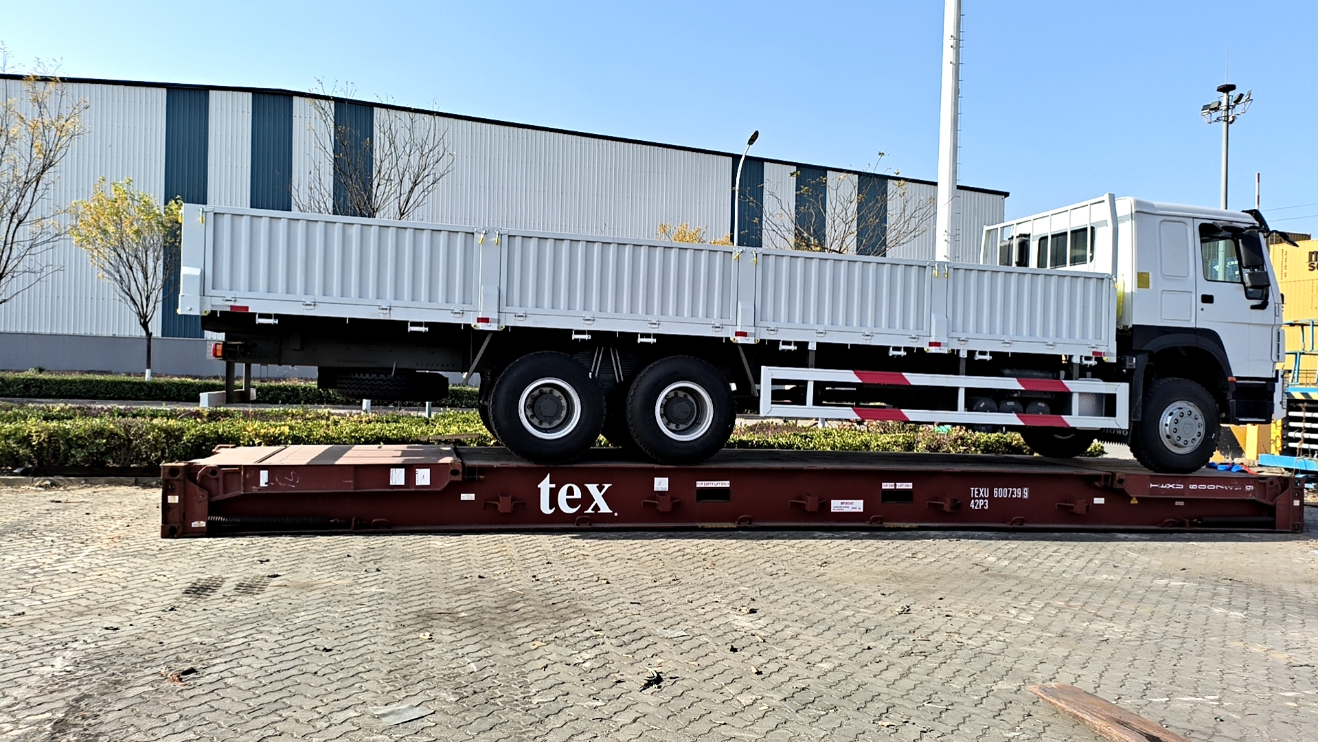 SINOTRUK HOWO 6*4 VRACHTWAGENVERZENDING NAAR DE FILIPPIJNEN